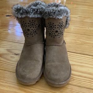 BearPaw boots